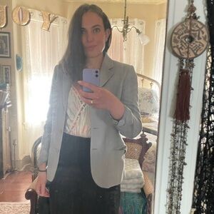 vintage burberry blazer in a beautiful soft blue 🪺